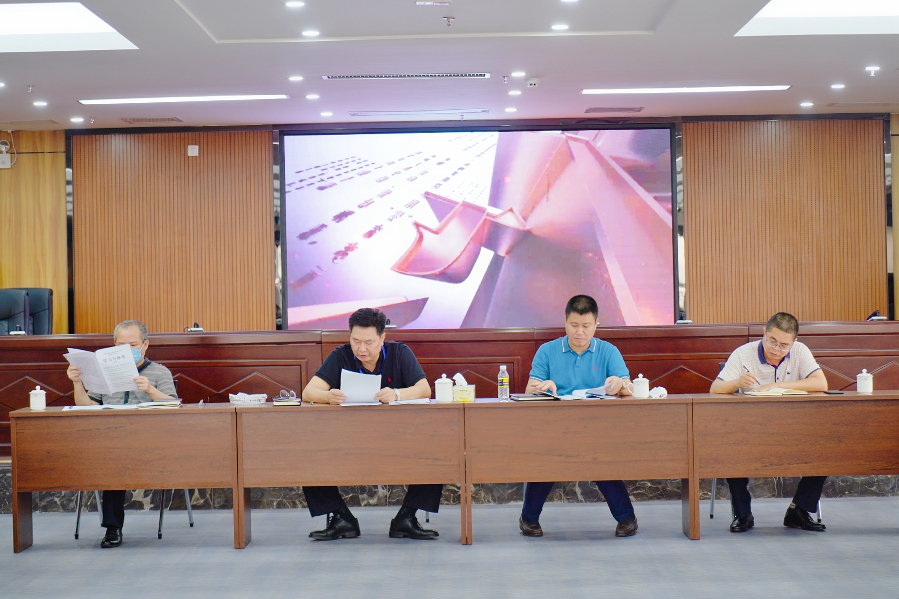 28圈官网-不凡成绩非凡,相信品牌的实力