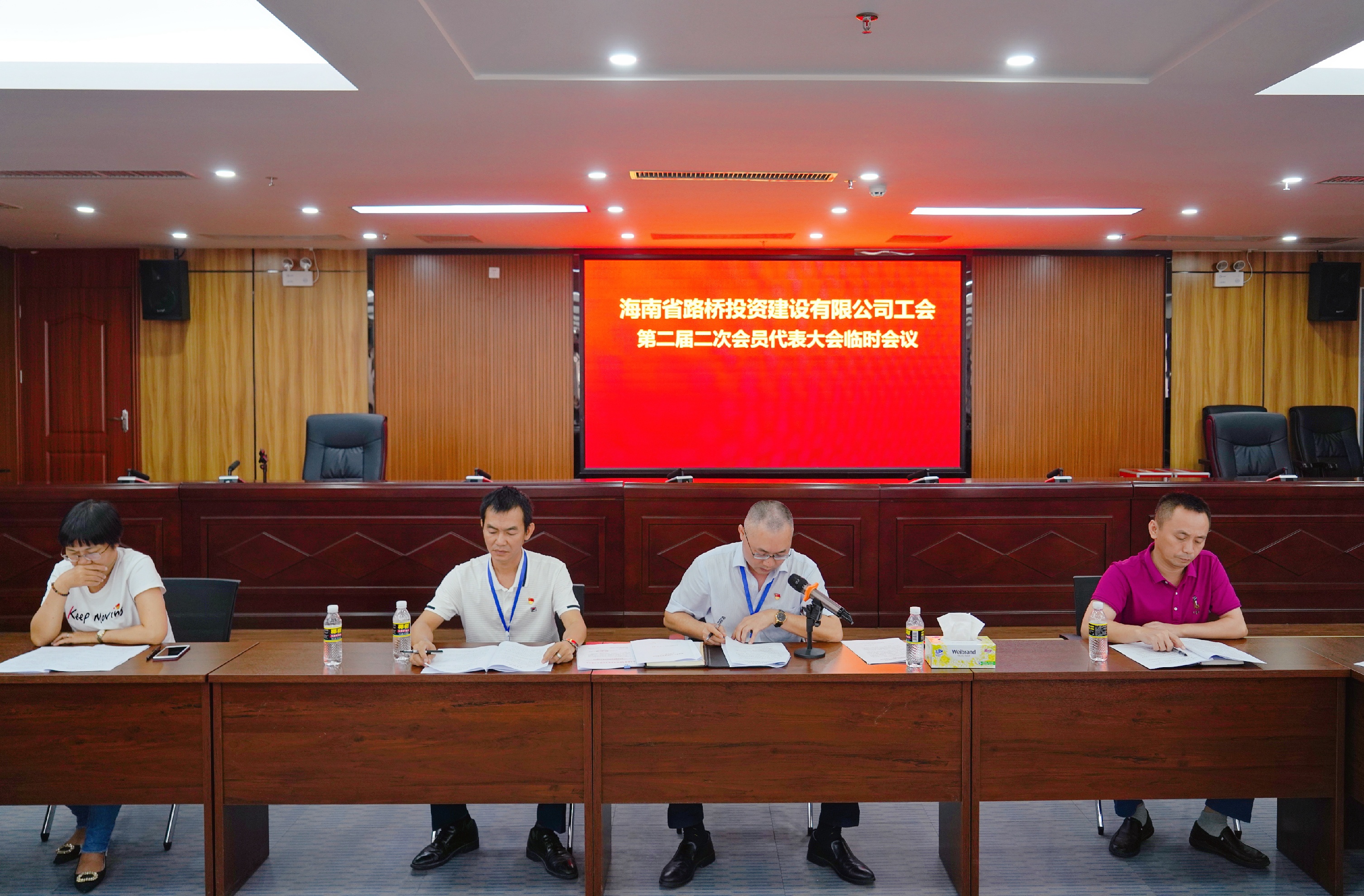 28圈官网-不凡成绩非凡,相信品牌的实力